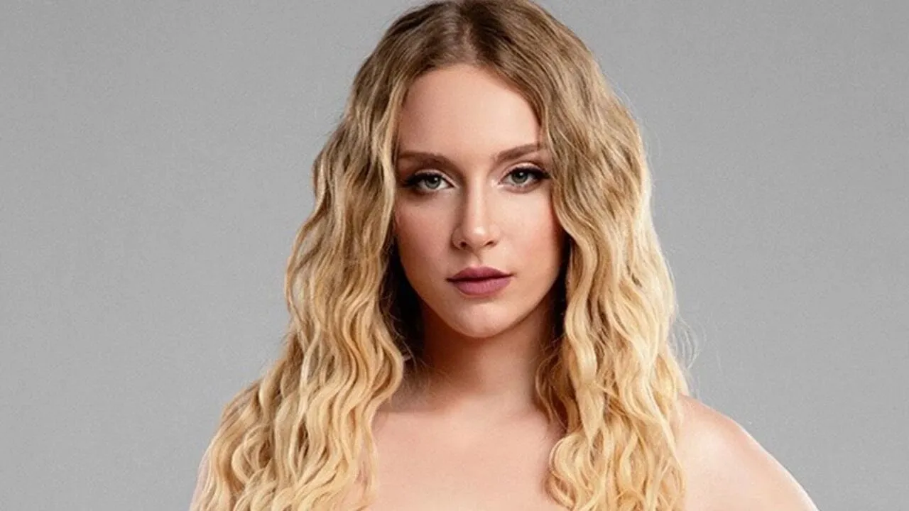 Hayal Köseoğlu’ndan Dikkat Çeken Açıklama: Yıllardır Obsesif Kompulsif Bozukluk ve Anksiyete ile Mücadele Ediyor