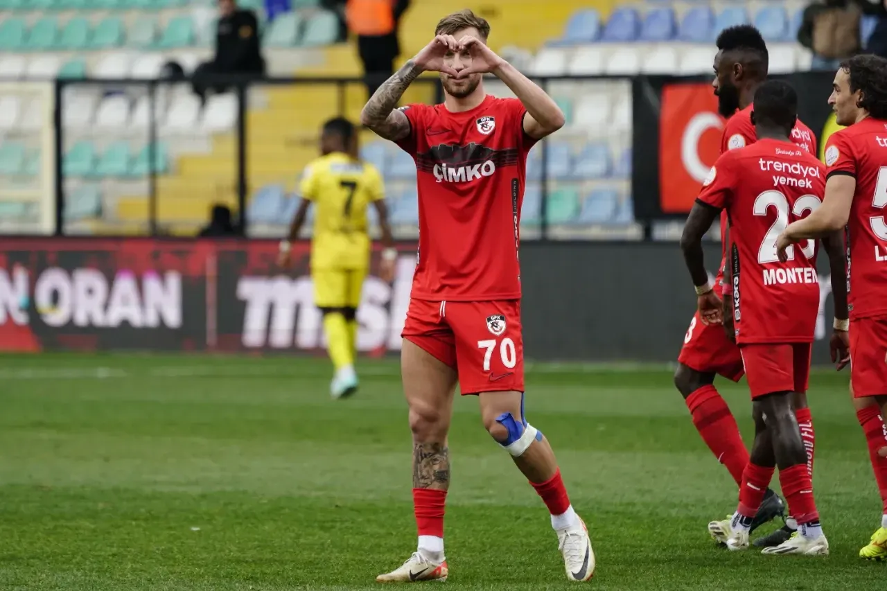 Gaziantep FK'de Draguş Gelişmesi: Eşinden Dikkat Çeken Mesaj