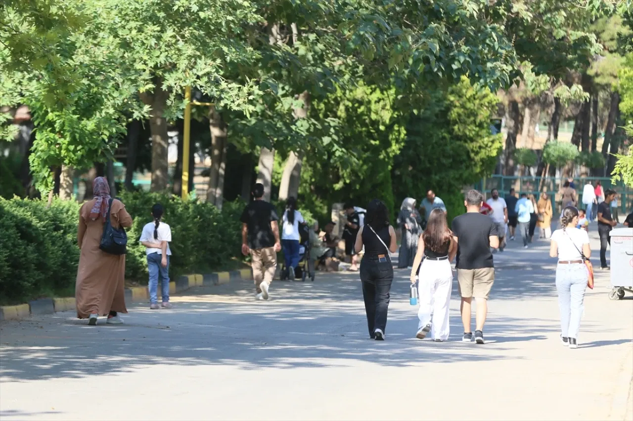 Türkiye'nin en büyük Doğal Yaşam Parkı'nı 6 ayda 3 milyon kişi ziyaret etti