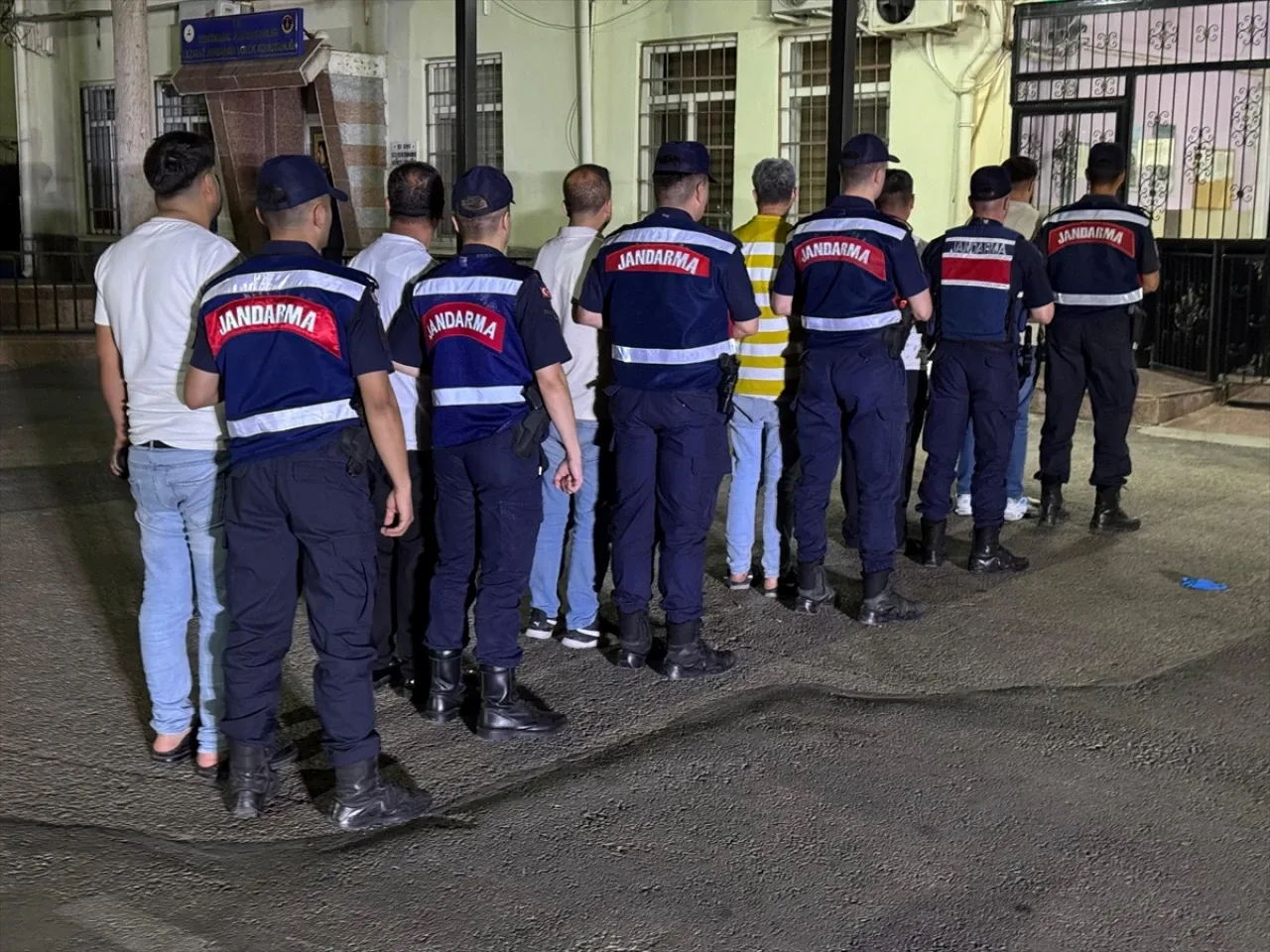Gaziantep'te suç örgütüne yönelik operasyon! 6 zanlı tutuklandı