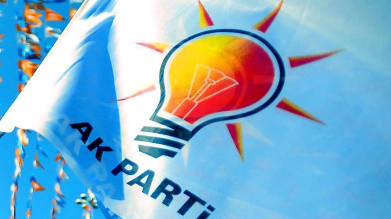 Gaziantep AK Parti Teşkilatı yasta. Oğlunun Mutluluğuna giderken hayatını kaybetti.