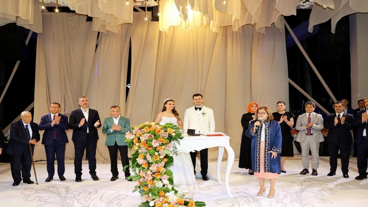 Gaziantep’te Siyaset ve İş Dünyasını Buluşturan Görkemli Nikâh!