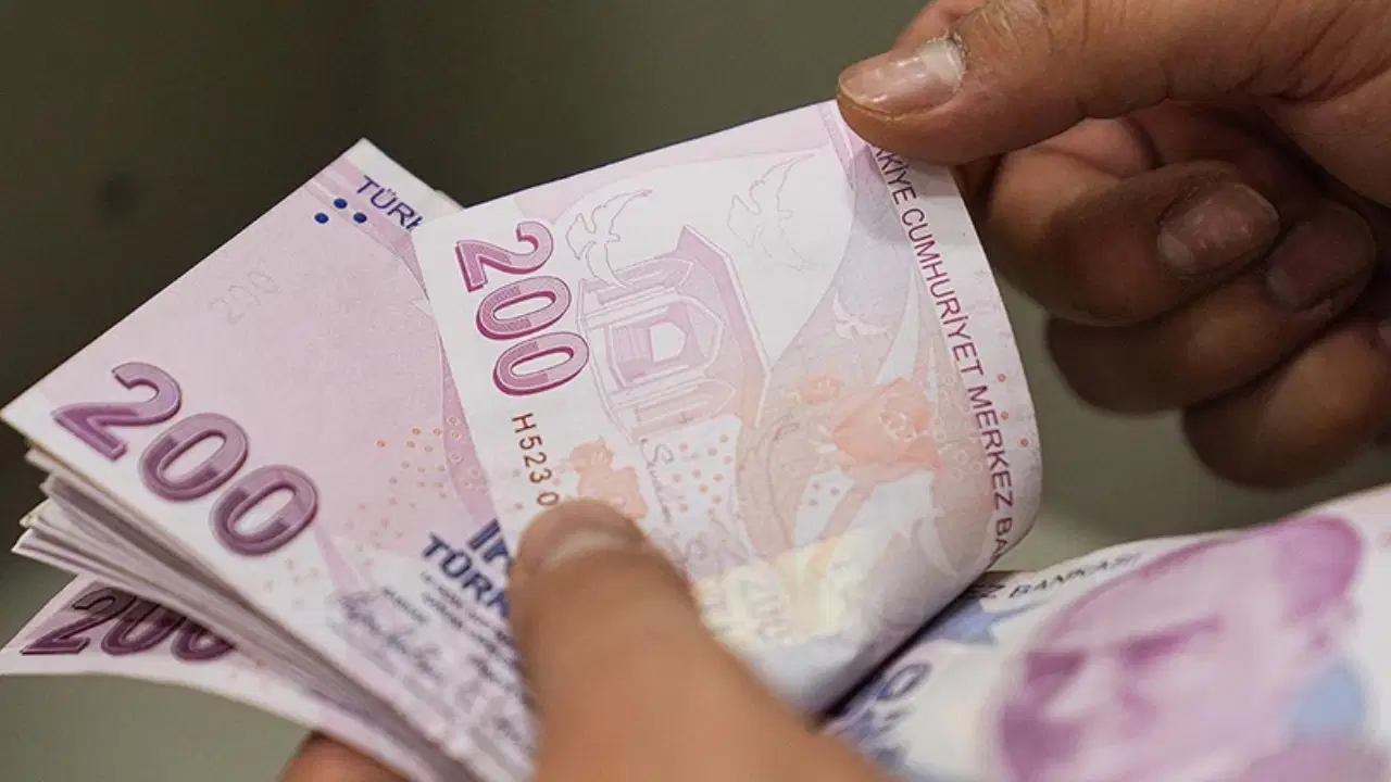 Zamlı Emekli Maaşları Ne Zaman Yatacak? SSK ve Bağ-Kur Emeklileri İçin Fark Ödemesi Takvimi Belli Oluyor