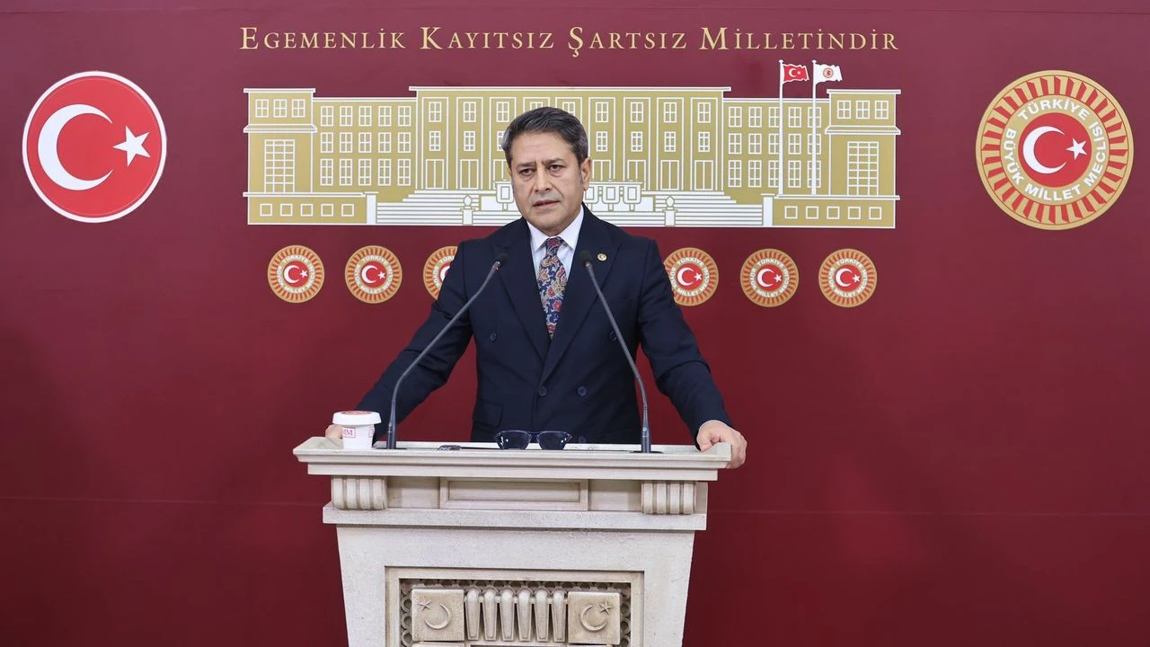 Deprem Bölgesine Mücbir Sebep Desteği Uzatıldı: Nurdağı ve İslâhiye'de SGK Yükümlülüklerine Ek Süre