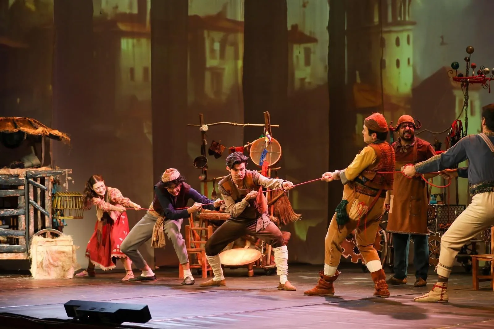 Gaziantep’te Yaz Sahnesi Açılıyor: Tiyatro ve Konserlerle Dolu Kültür Takvimi