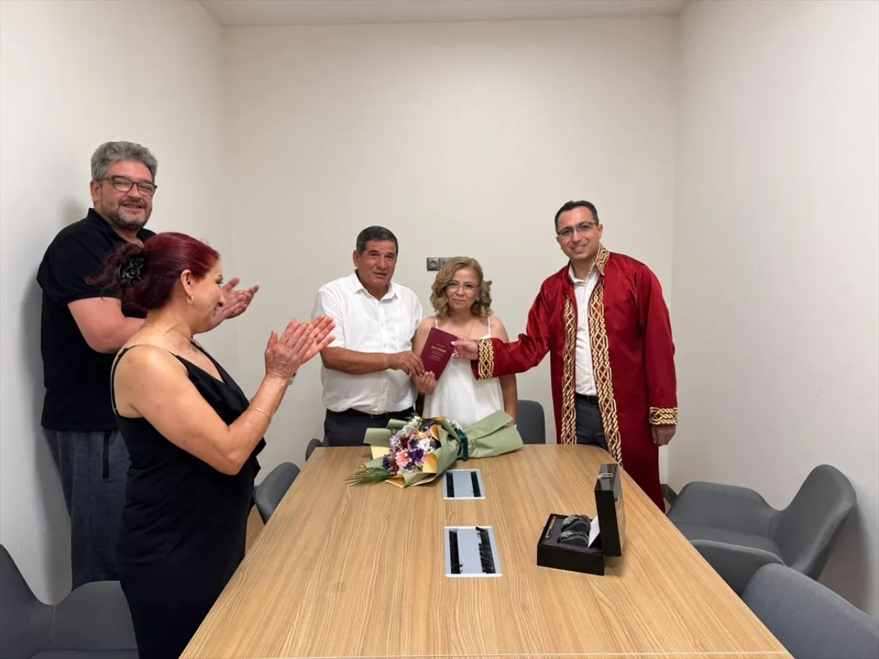 Hasta yatağındaki eski eşe vefa, yeniden nikah masasında buluşturdu