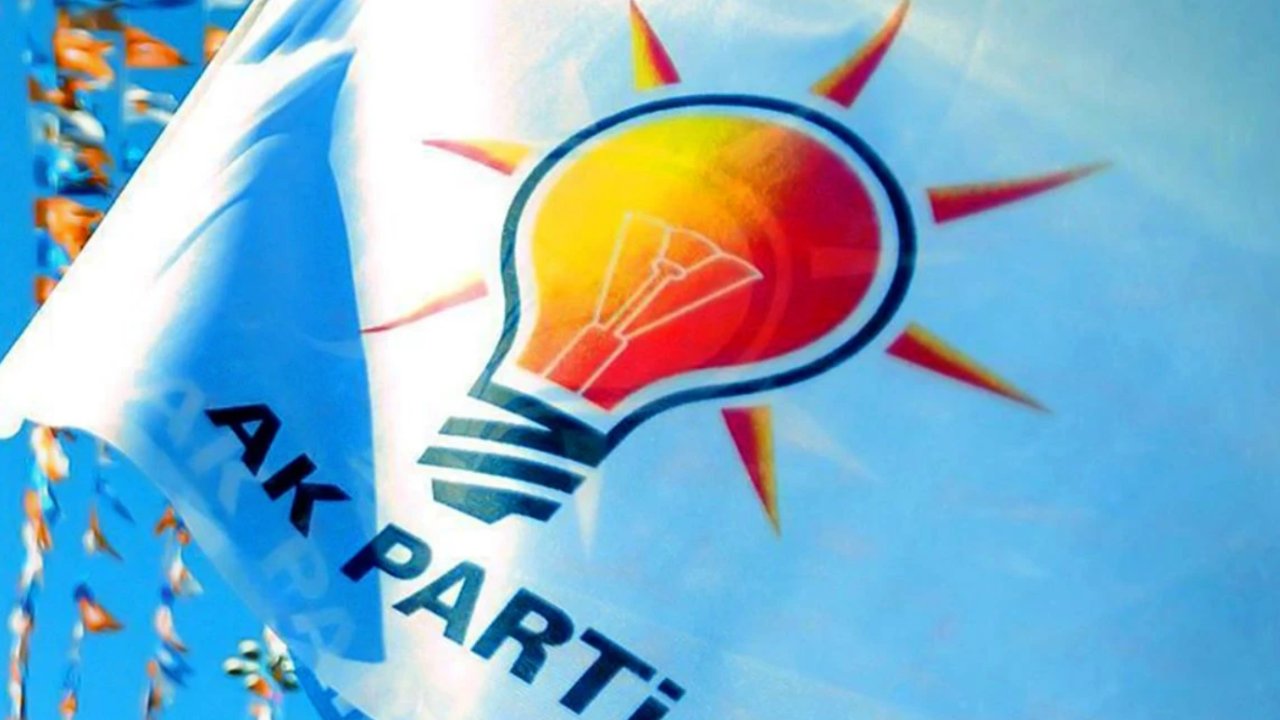 Gaziantep Ak Parti'de İstifa Depremi: İki Önemli İsim Görevden Ayrıldı!