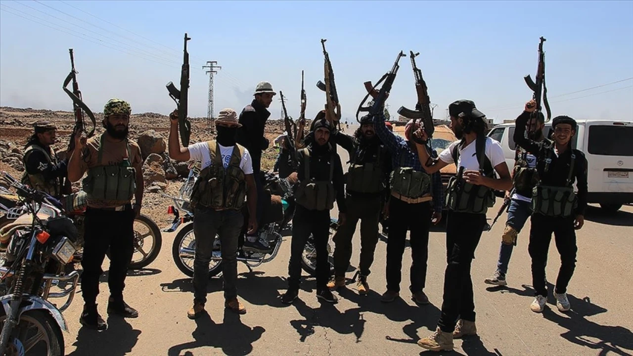 Süveyda’da Ateşkes Kararı Çatışmaları Durduramadı: Şara’dan Sert Mesajlar, İsrail’den Tehdit