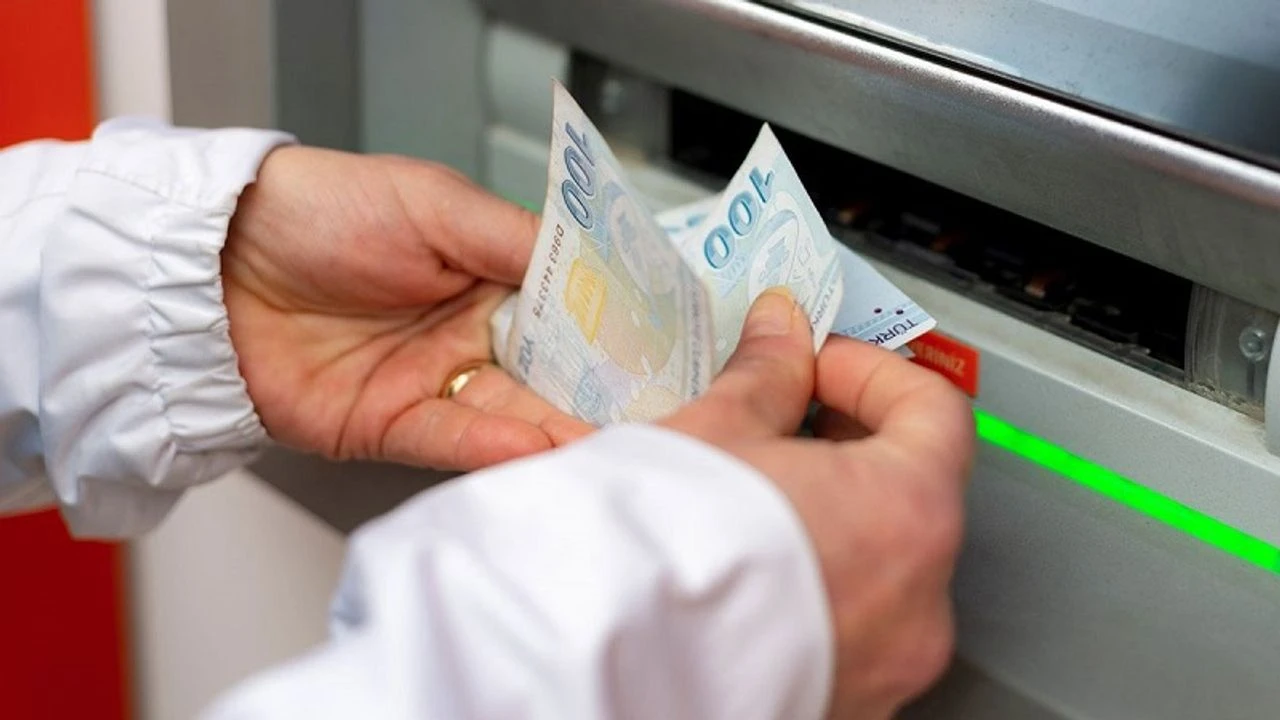 Gaziantep'teki Emeklilere Müjde: Zamlı Maaşlar ve Fark Ödemeleri Hesaplara Yatırılıyor