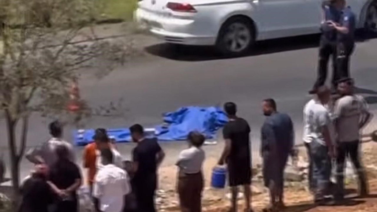 Gaziantep'te Beton Mikseri Motosikleti Ezdi! Anne Hayatını Kaybetti, Oğlu Yaralı