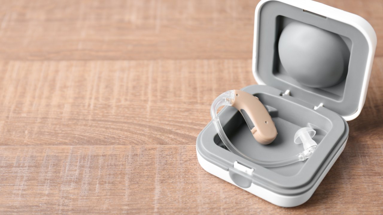 Yeni Nesil İşitme Cihazı Teknolojileriyle Sesleri Daha Net Duyun