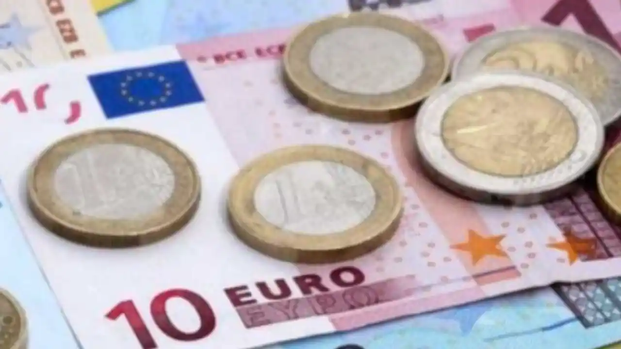 Gaziantep’te Döviz Kurları Güne Düşüşle Başladı: Dolar ve Euro Geriledi