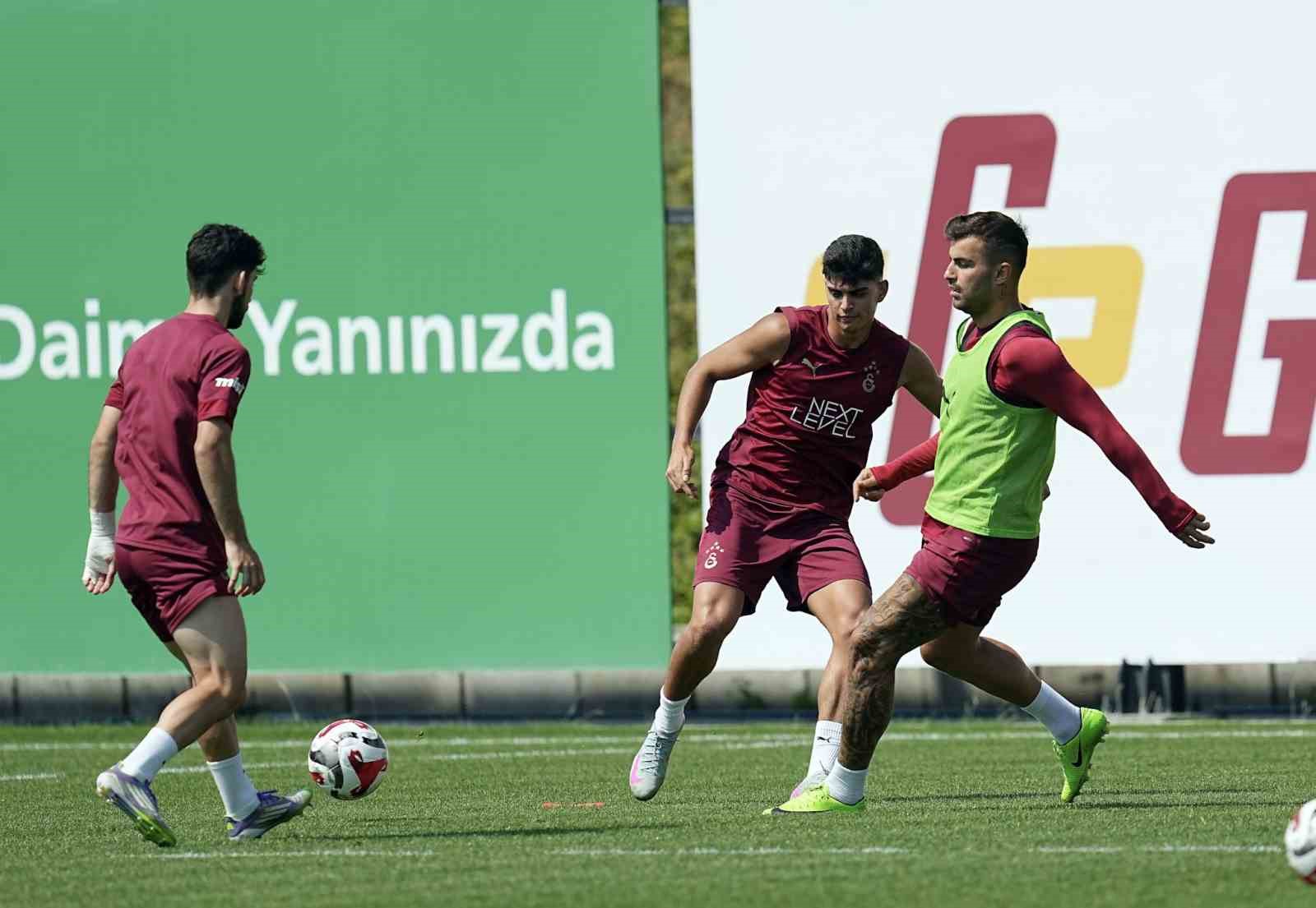 Galatasaray, Süper Lig’e Gaziantep FK Karşısında Güçlü Başlamak İçin Sıkı Çalışıyor