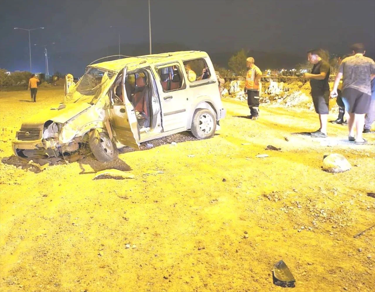 Gaziantep'te TAG Otoyolu'ndaki feci kaza: 8 kişi yaralandı