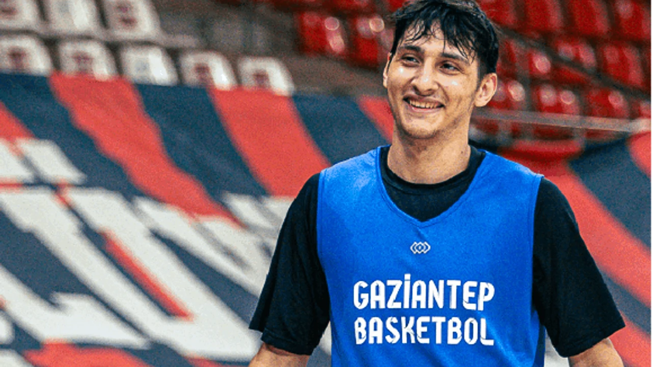 Gaziantep Basketbol’un Yıldızı Emir Arda Yeni Sezona Hazır