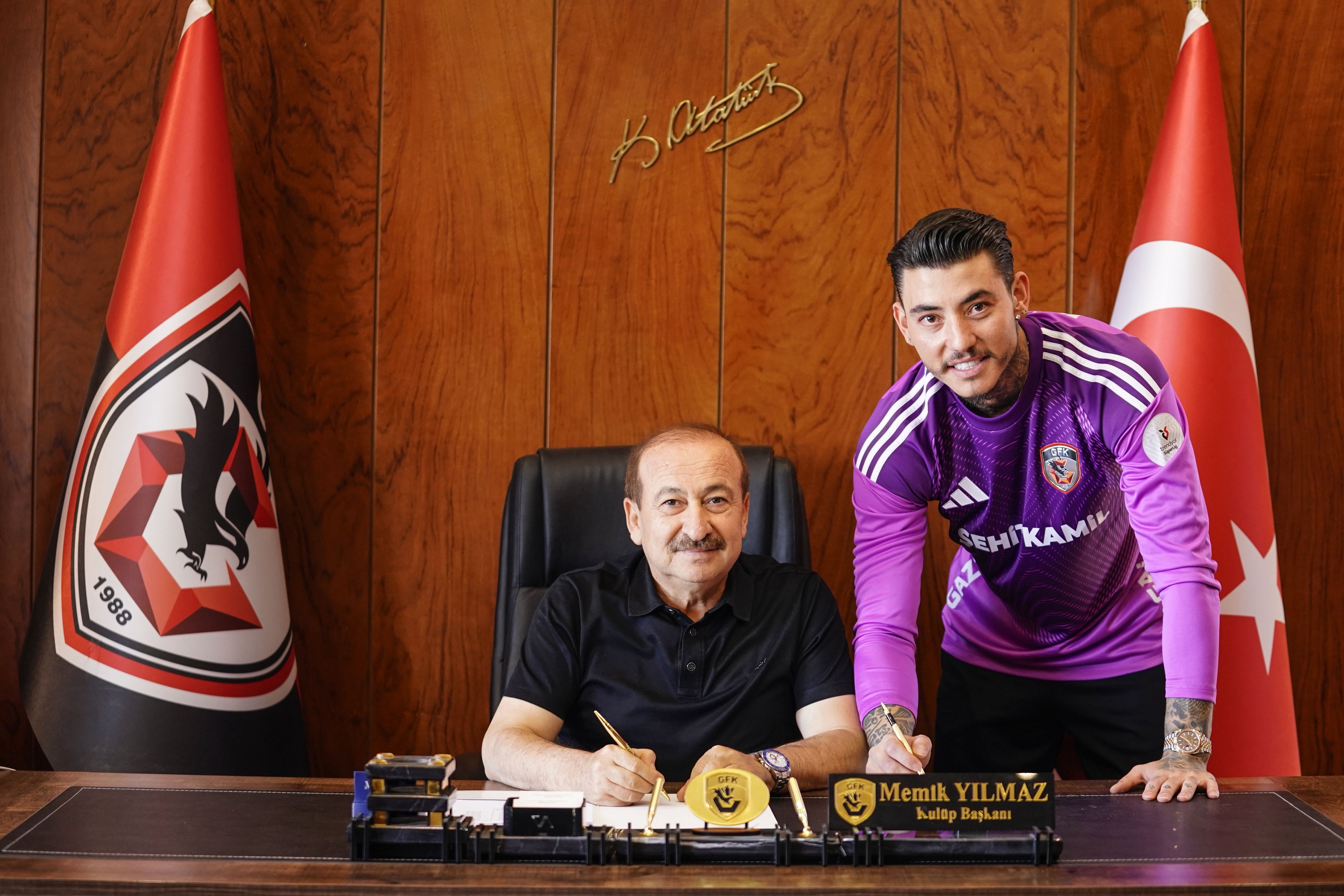 Gaziantep FK, Yeni Transferi Zafer Görgen ile Resmi Sözleşme İmzaladı