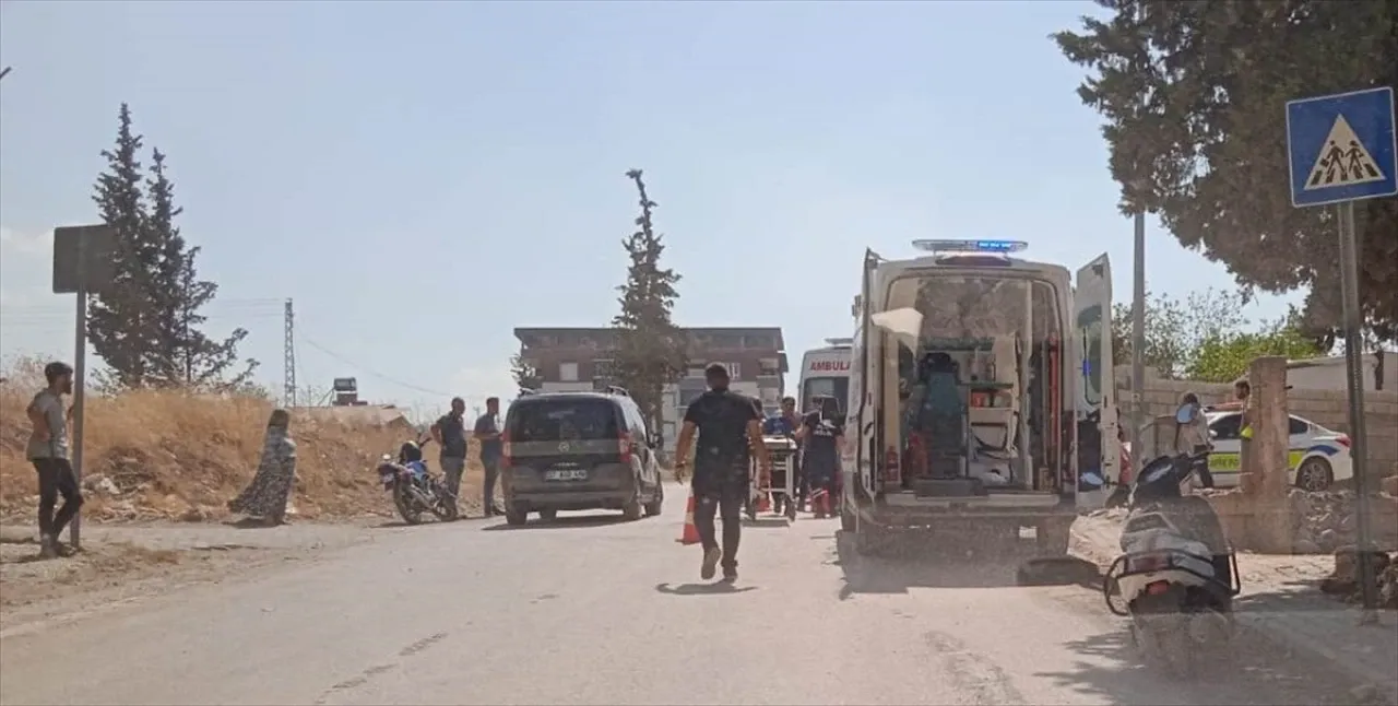 İslahiye'de otomobille çarpışan motosikletin sürücüsü yaralandı