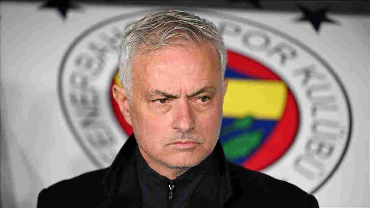 Jose Mourinho ile Yollar Ayrıldı! Fenerbahçe'den Resmi Açıklama Geldi