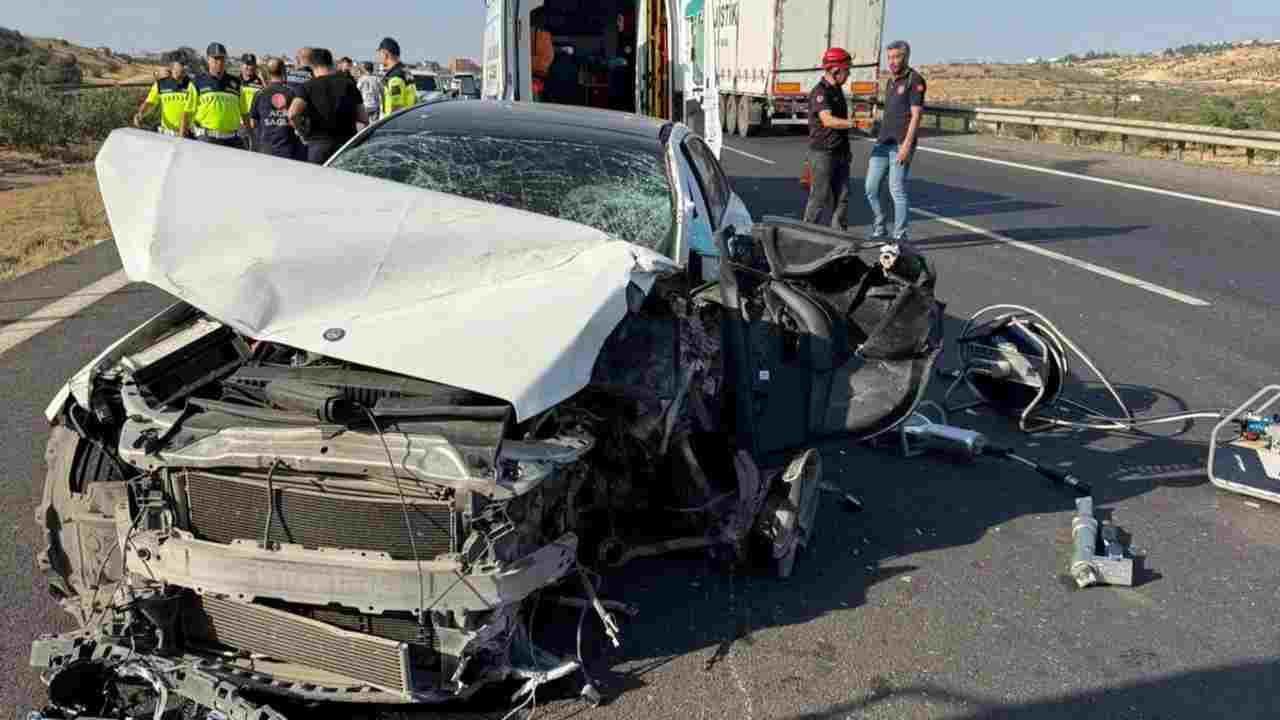 Gaziantepli Genç Avukat'ın Acı Sonu: 'Trafik Kazasında Hayatını Kaybetti'