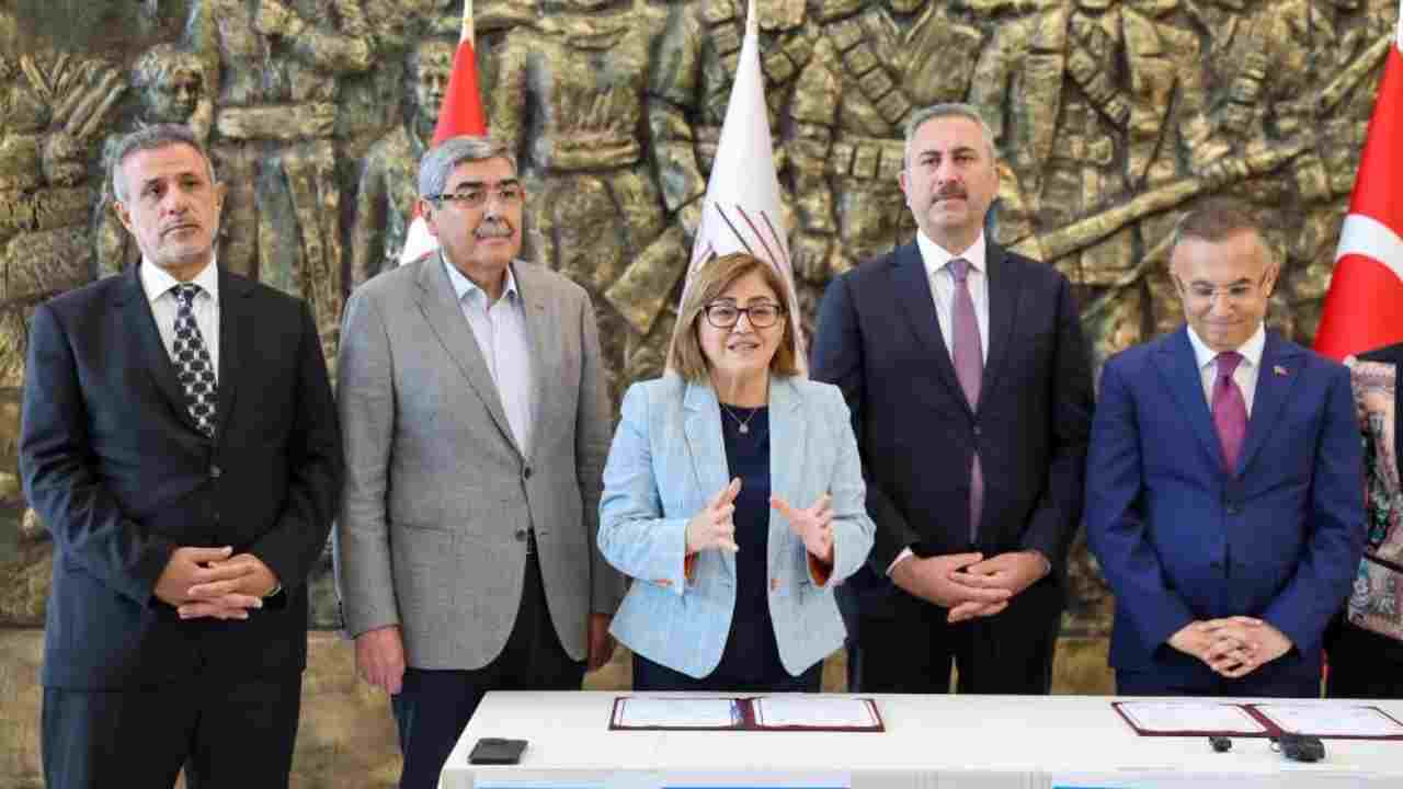 Gaziantep'te kamu personeline konut müjdesi : '2+1 ve 3+1 daireler satışa sunulacak.'