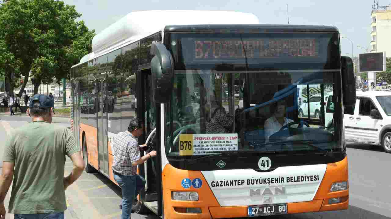 Gaziantep'te öğrencilere toplu taşıma müjdesi! Biniş Ücreti Sadece 87,5 Kuruş Olacak