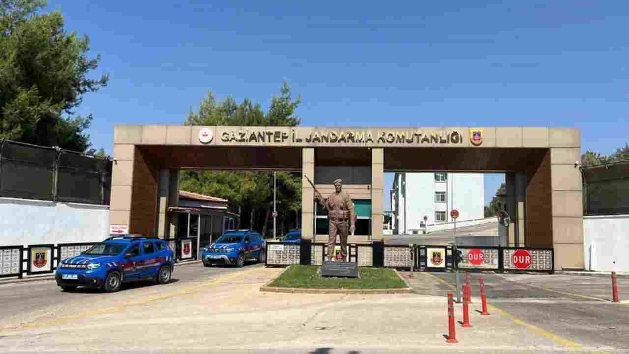 Gaziantep’te 34 vatandaşı 4 milyon TL dolandıran 3 şüpheli tutuklandı