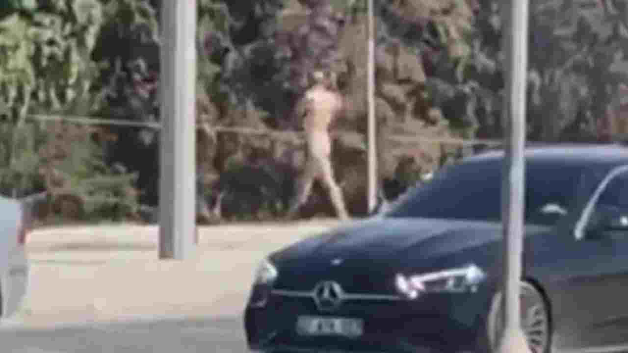 Gaziantep’te Mezarlıkta Çıplak Adam Paniğe Yol Açtı