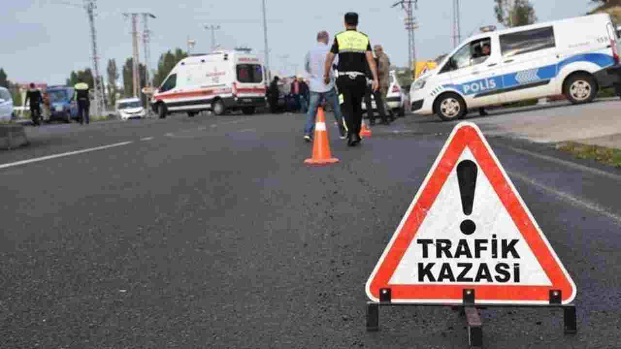 Gaziantep'te Feci Kaza! Otobanda Meydana Gelen Kazada 12 Yaralı