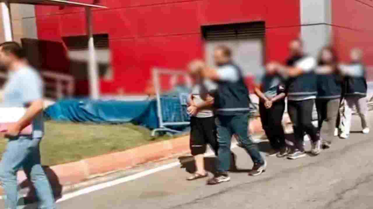 Gaziantep’te masaj salonuna fuhuş operasyonu