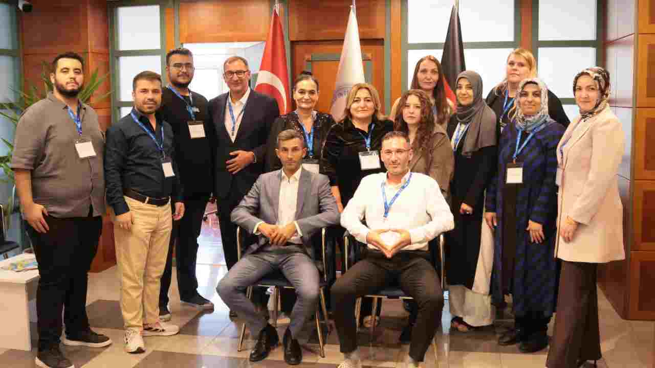 Gaziantep’ten Avrupa’ya Uzanan Başarı: Simolo Europe’un Yeni Genel Müdürü Rene Göreve Başladı