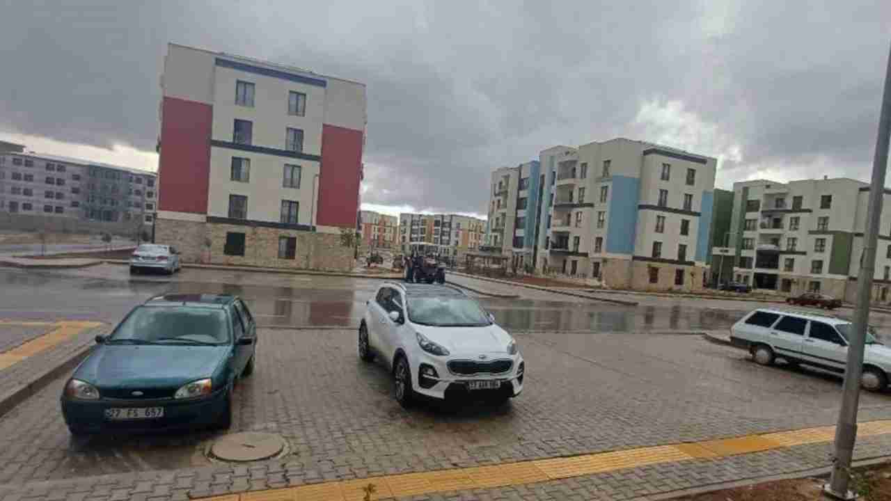 Araban’da etkili olan yağış çiftçileri mutlu etti