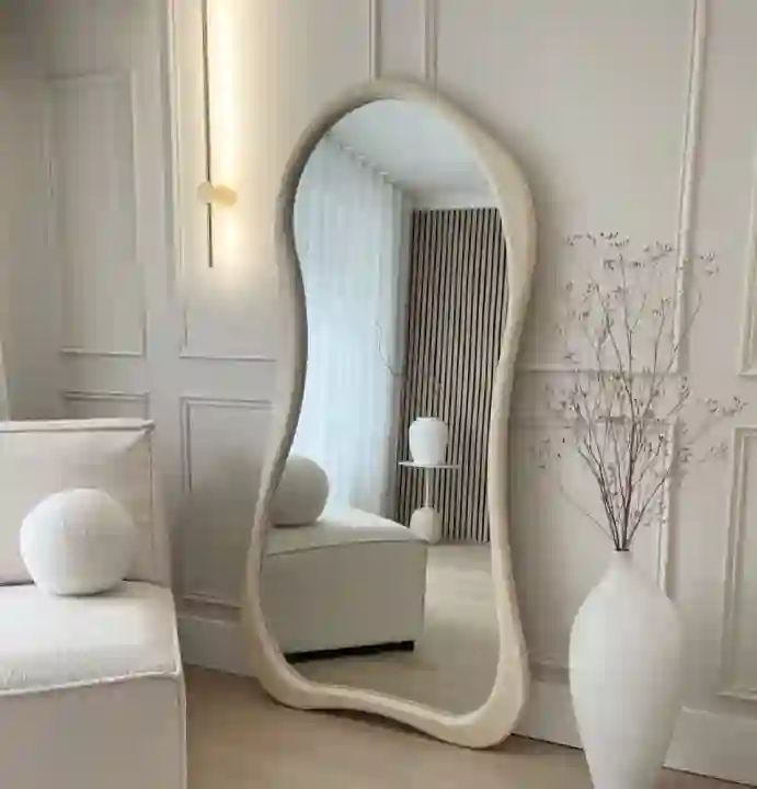 Boy Aynası Modelleri ile Mekanlarda Genişlik Etkisi