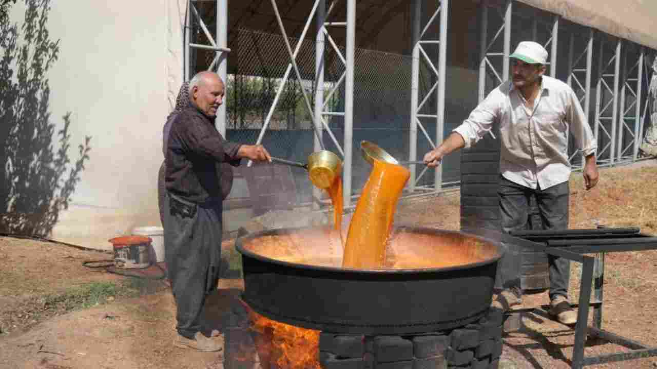 Gaziantep’te Pekmezin Zorlu Yolculuğu