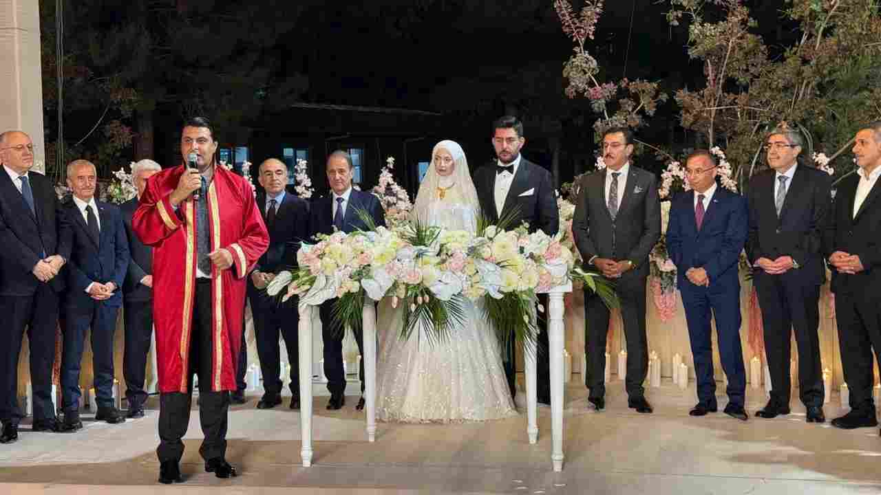 Gaziantep'te Siyaset, Bürokrasi ve İş Dünyası Bu Nikaha Akın Etti