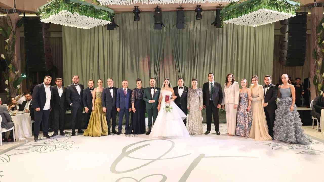 Gaziantep Böyle Düğün Görmedi: Türkmen ve Bartık Ailelerinin Görkemli Buluşması