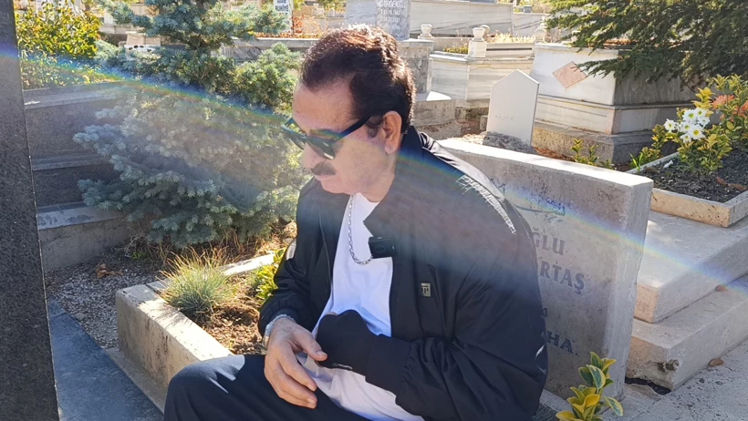 İbrahim Tatlıses’ten Neşet Ertaş’a Vefa Ziyareti