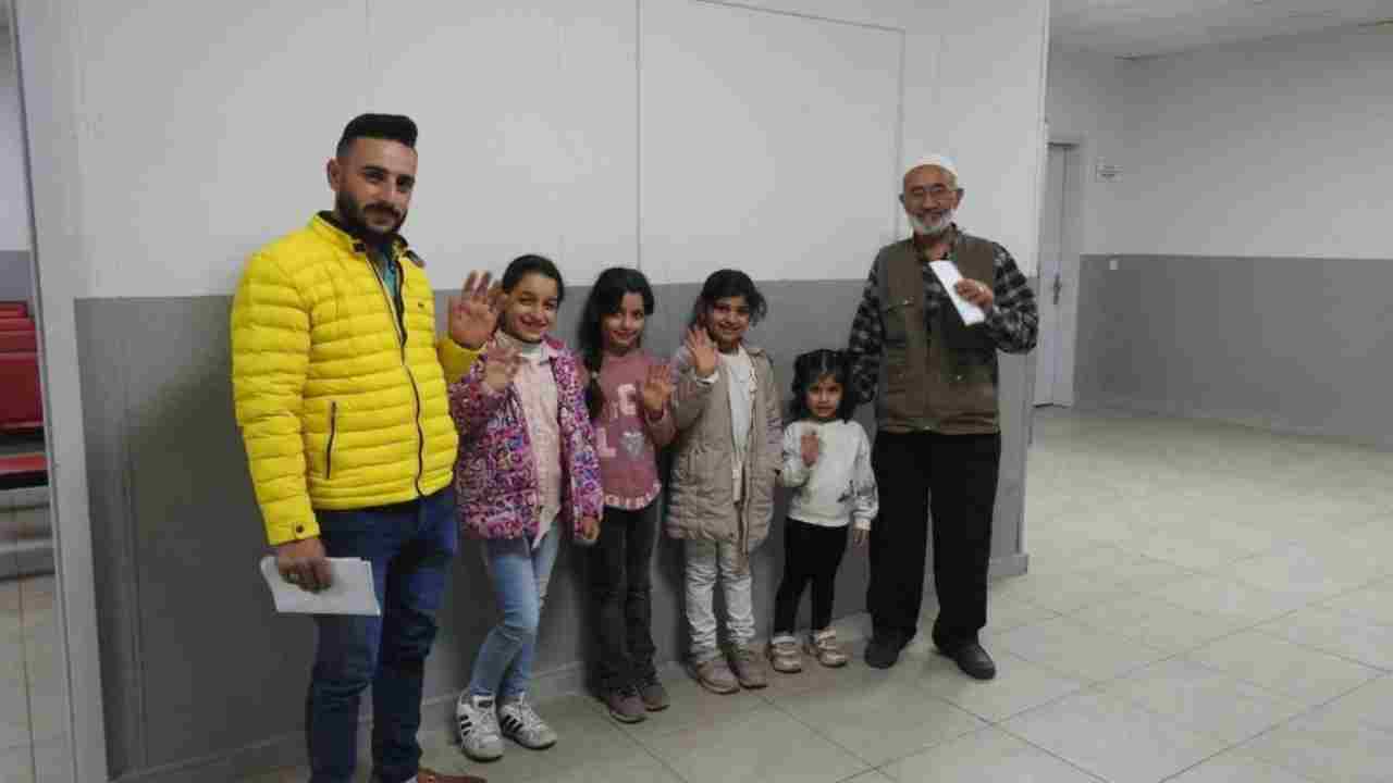 Gaziantep'te Suriyelilerin ülkelerine dönüşleri devam ediyor