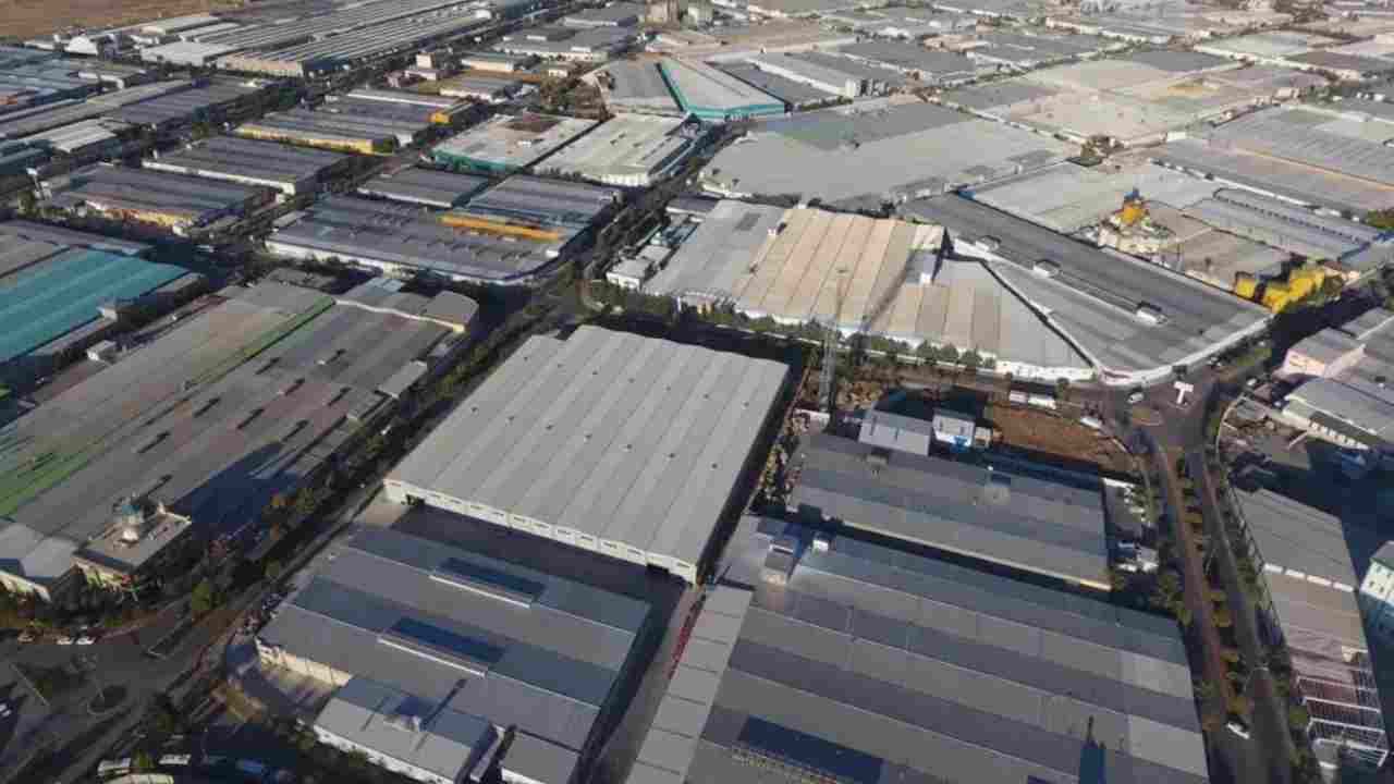 Gaziantep Sanayisinde Şok! Dev Halı Fabrikası Kapanıyor