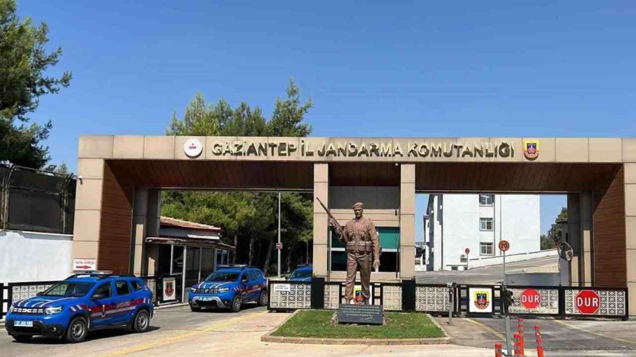 Gaziantep’te hırsızlık şüphelisi 21 şahıstan 13’ü tutuklandı