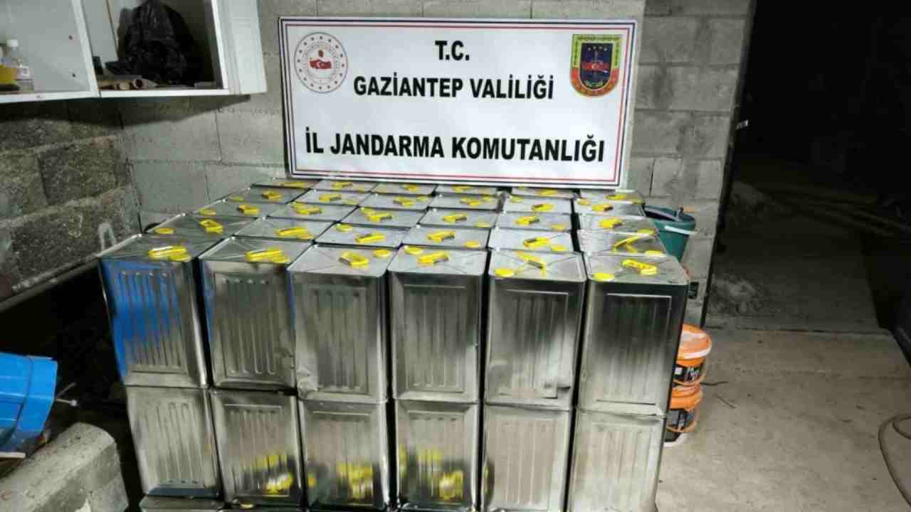 Gaziantep’te Sahte Zeytinyağı Baskını! Tam bin 674 litre