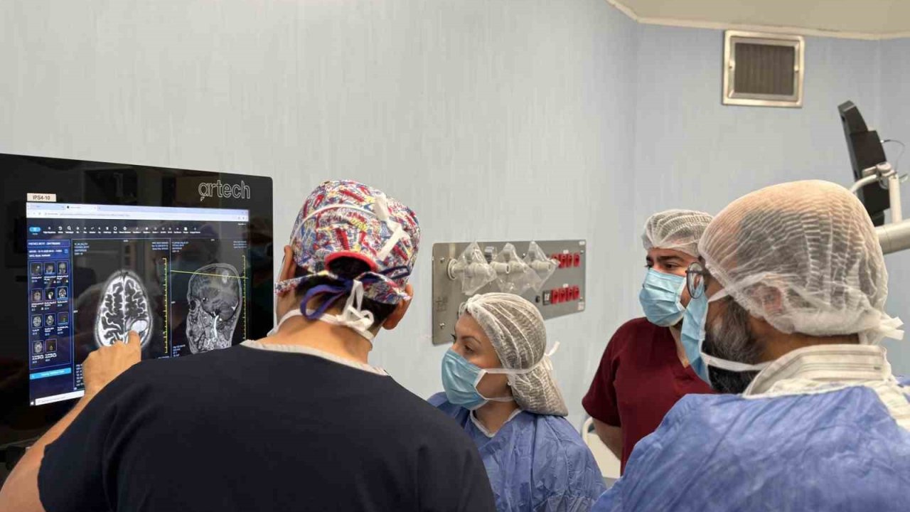 Gaziantep'te Tıp Dünyası'nın Konuştuğu Ameliyat!