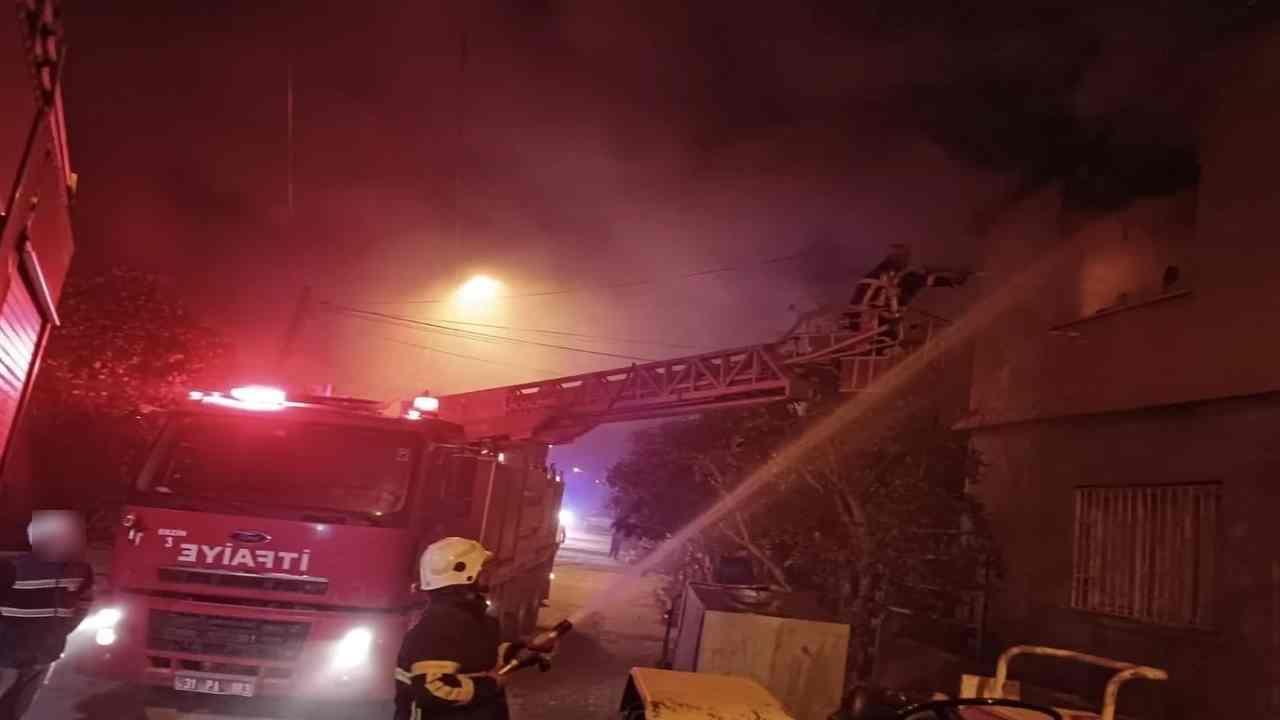Gaziantep’te Korku Dolu Gece: Ev Alev Alev Yandı!