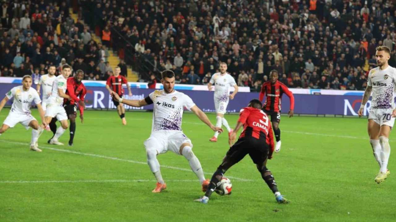Gaziantep FK: 1 - Eyüpspor: 2 (Maç sonucu)