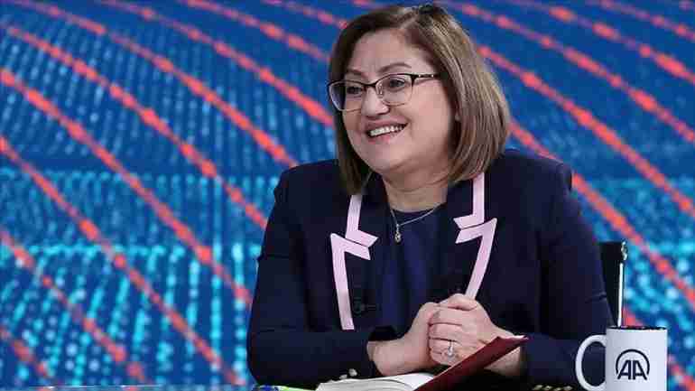 Fatma Şahin Duyurdu: 'Çekilişsiz-Kurasız Ev' Başvurmanız Yeterli