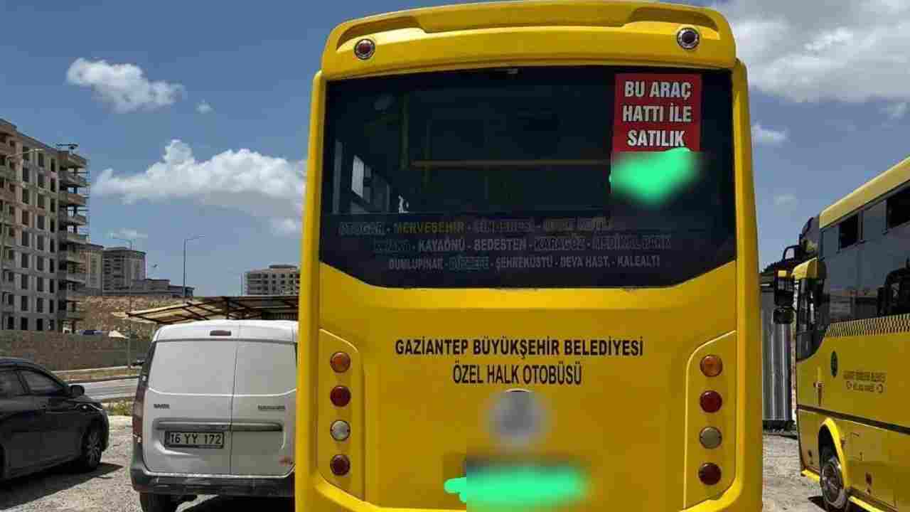 Gaziantep’te Kriz Büyüyor: Özel Halk Otobüsü Sürücüleri Araçlarını Satılığa Çıkardı