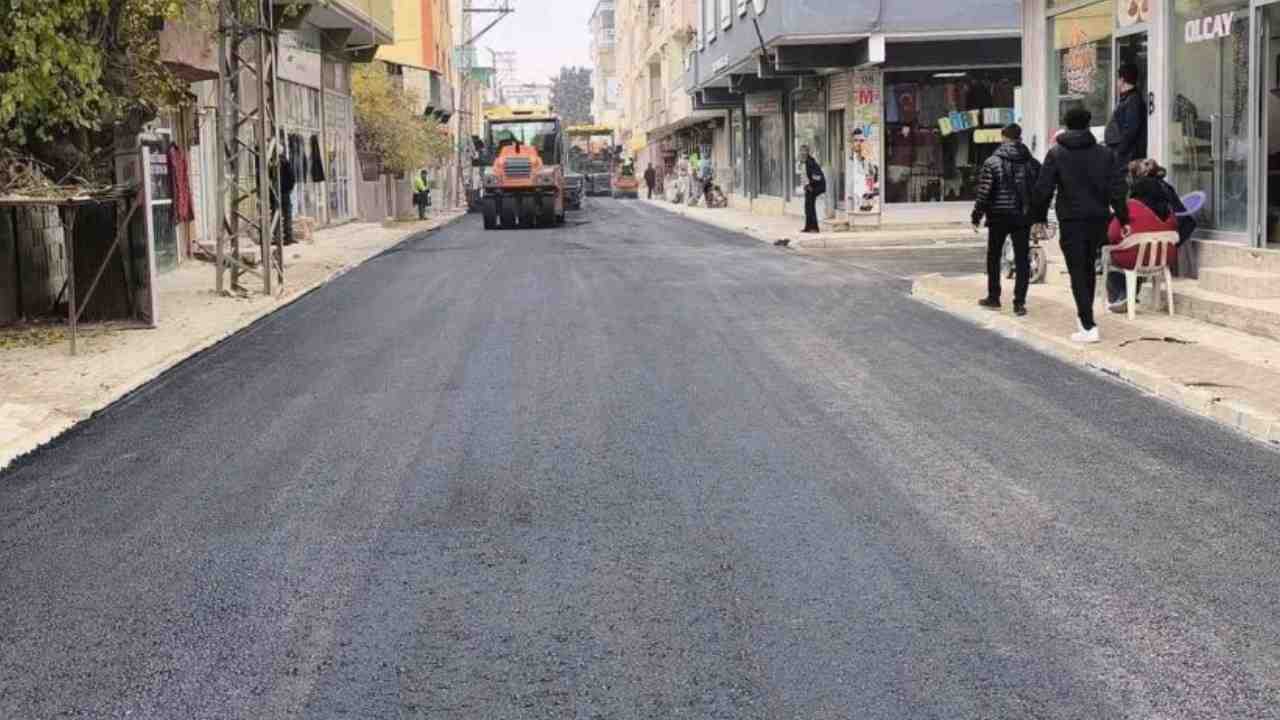 Araban’da asfalt çalışmaları aralıksız devam ediyor