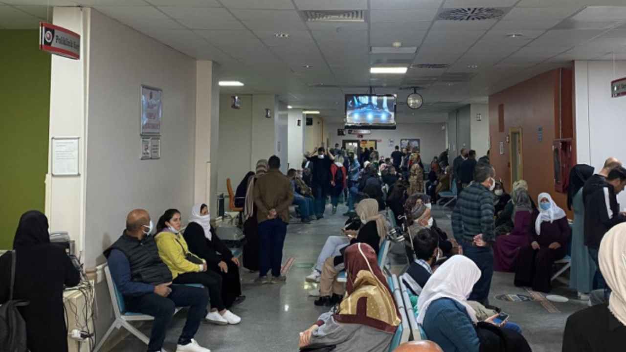 Gaziantep’te Son 10 Yılın En Sert Grip Dalgası! Aciller Doldu Taştı