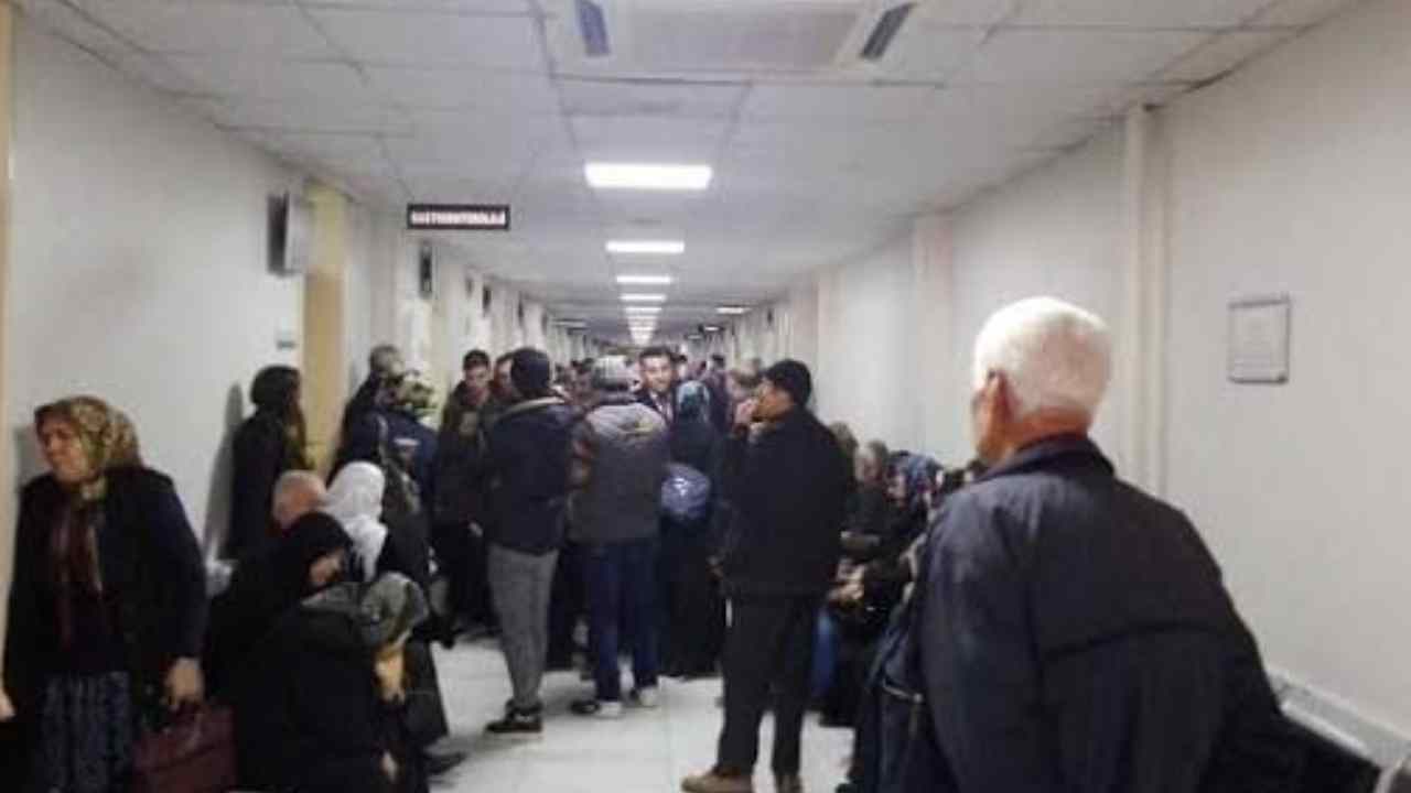 Gaziantep'te Hastaneler Dolup Taşıyor! İl Sağlık Müdürü'nden Salgın Uyarısı!