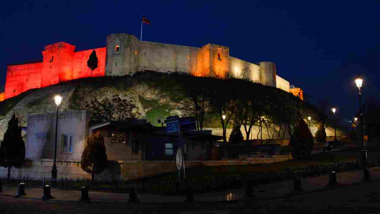 Gaziantep Donacak! Gaziantep'te Elektrikler Yok
