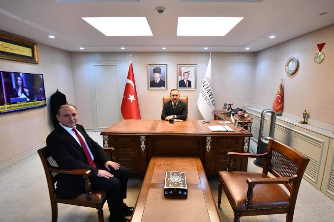 Resmi Gazete’de yer aldı: Gaziantep İl Ticaret Müdürü Burhan Kahraman görevine devam ediyor